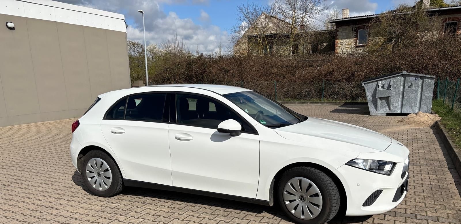 Mercedes-Benz A 180 d  TÜV NEU, Business Ausstattung  foto 3