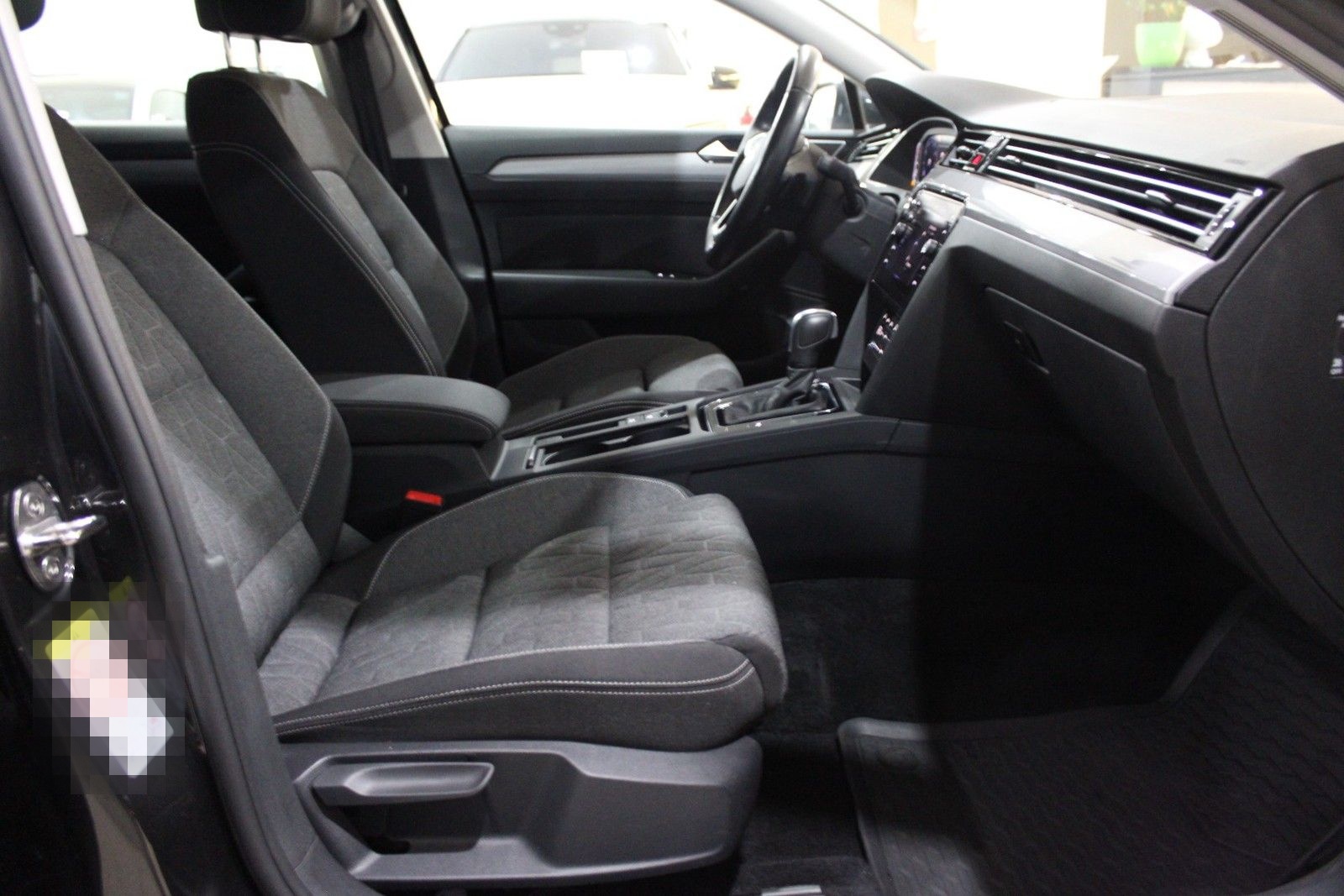Volkswagen Passat Variant Business *AHK/KAMERA/CAR-PLAY* foto 11