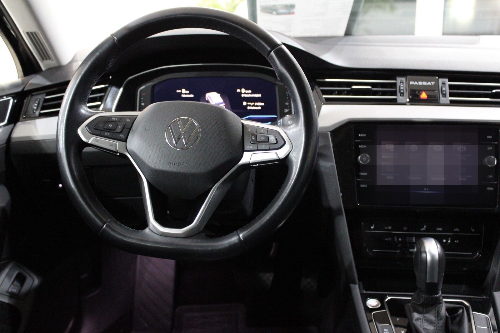 Volkswagen Passat Variant Business *AHK/KAMERA/CAR-PLAY* foto 12