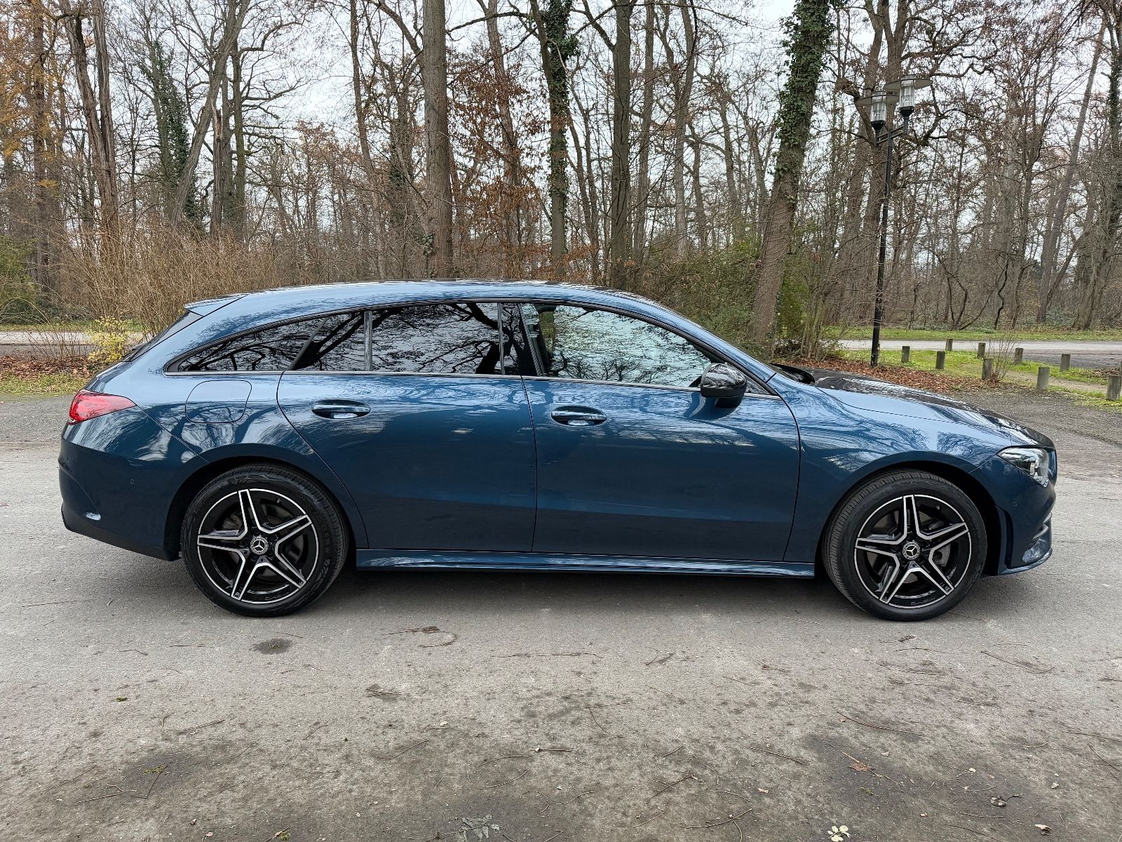 Mercedes-Benz CLA 250e Shooting Brake AMG-Line Super Optik foto 6
