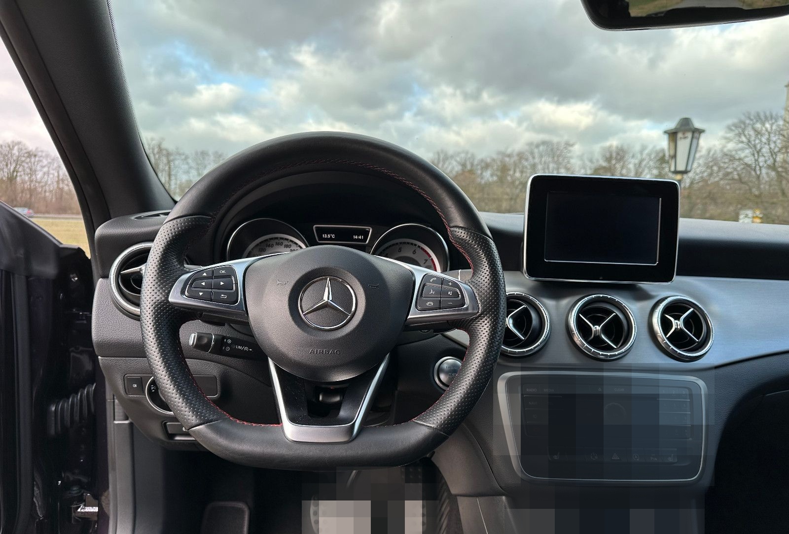 Mercedes-Benz CLA 200 Shooting Brake AMG-Line Sonderlack foto 14