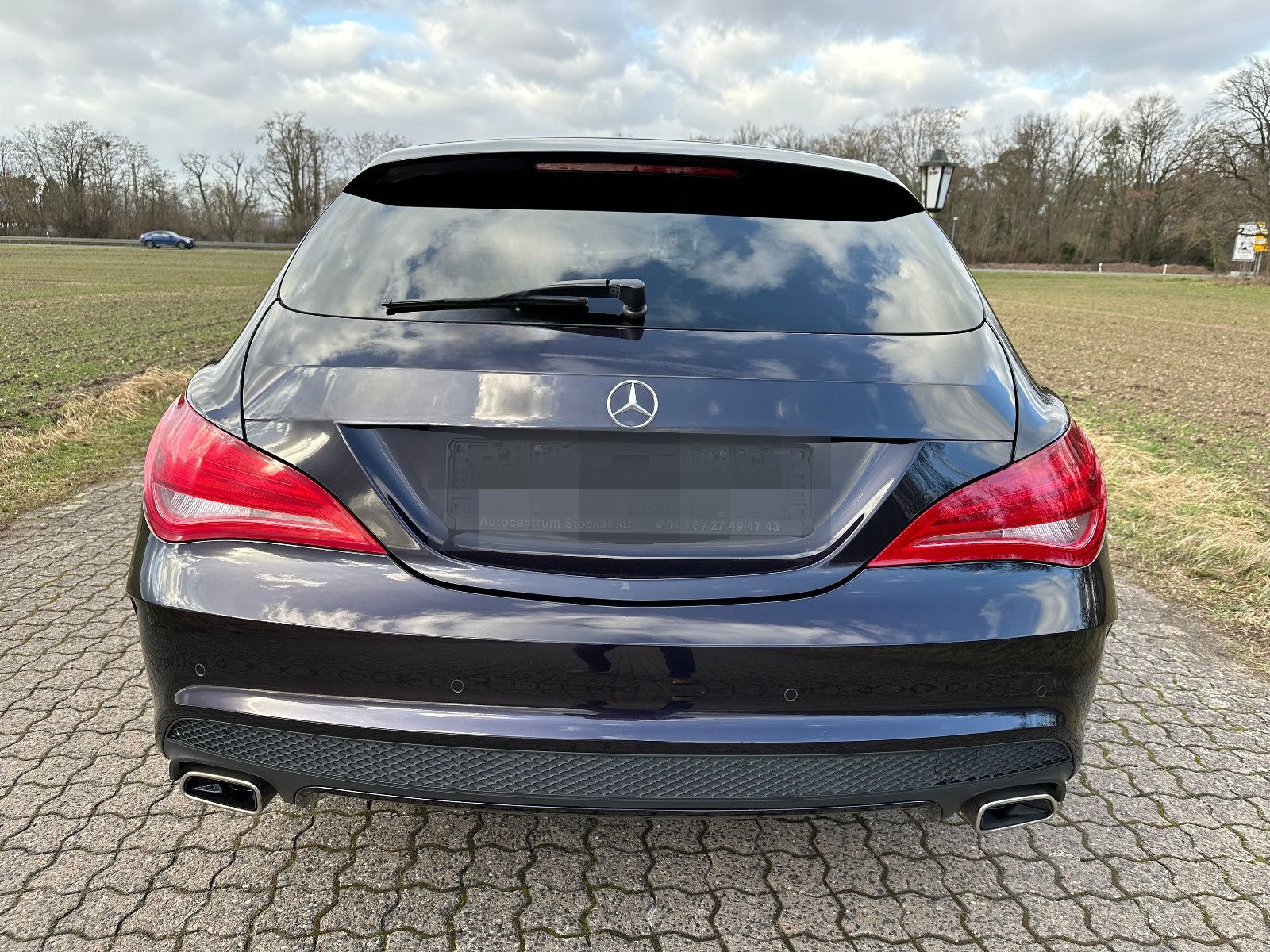 Mercedes-Benz CLA 200 Shooting Brake AMG Line Sonderlack foto 8