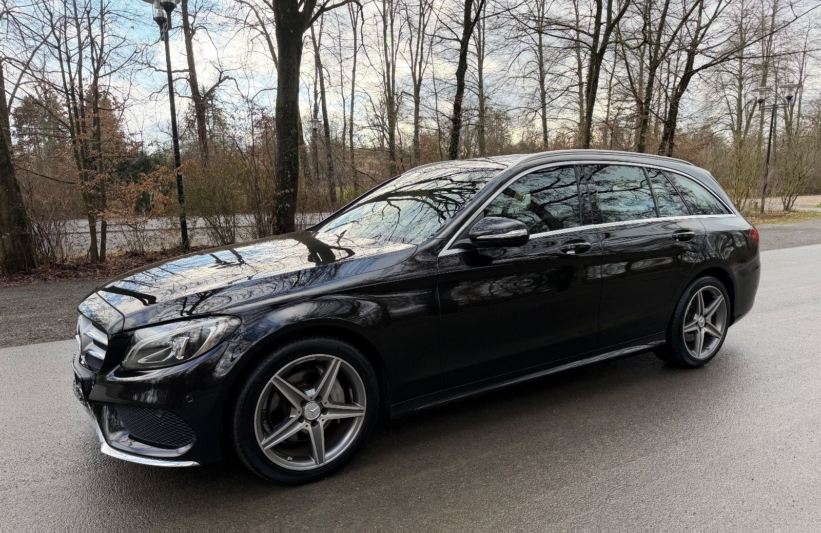 Mercedes-Benz C 200 T CGI AMG Line Automatik wenig km foto 2