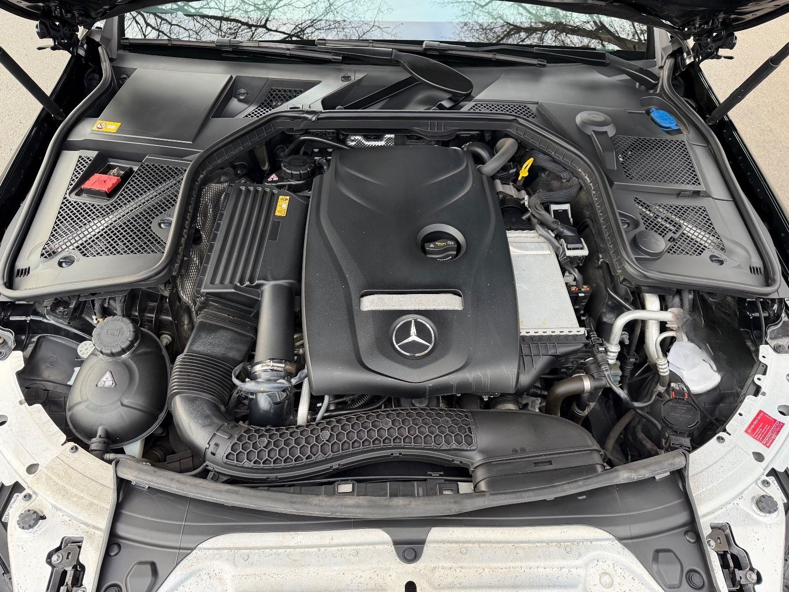 Mercedes-Benz C 200 T CGI AMG Line Automatik wenig km foto 19