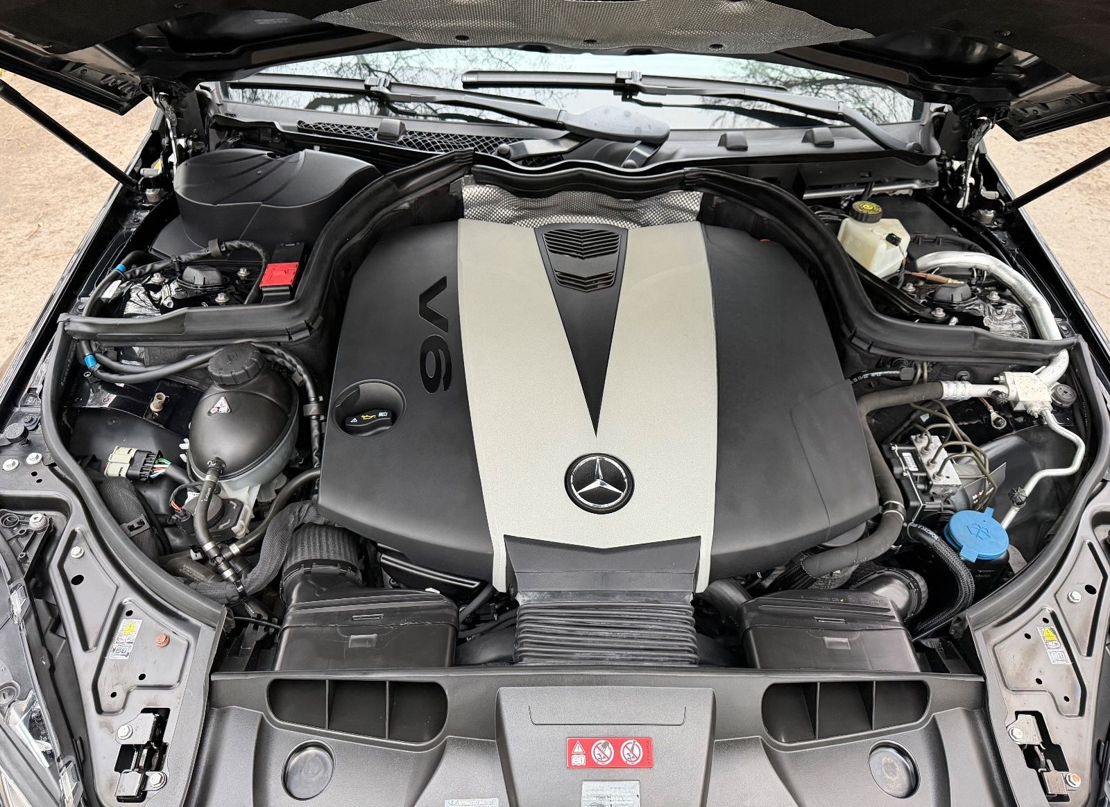 Mercedes-Benz E 350 Coupe AMG-Line Super Optik wenig km foto 21