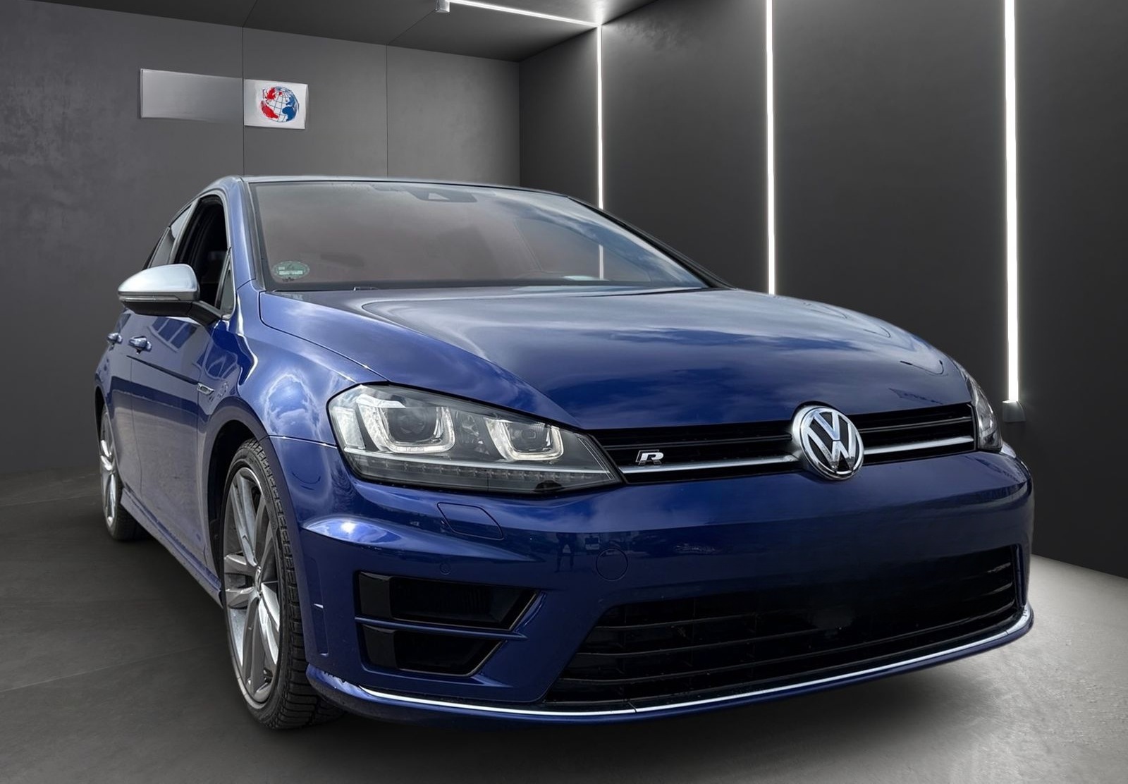 Volkswagen Golf VII 2.0 R BMT 4Motion Bi-Xenon ACC DAB PDC foto 2