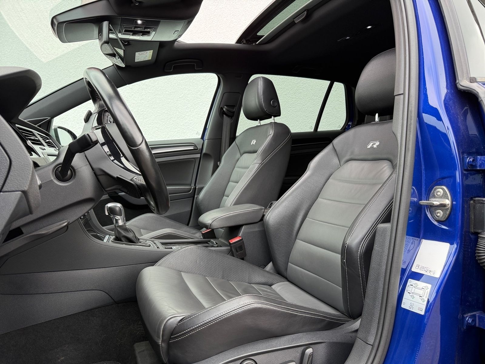 Volkswagen Golf VII 2.0 R BMT 4Motion Bi-Xenon ACC DAB PDC foto 32
