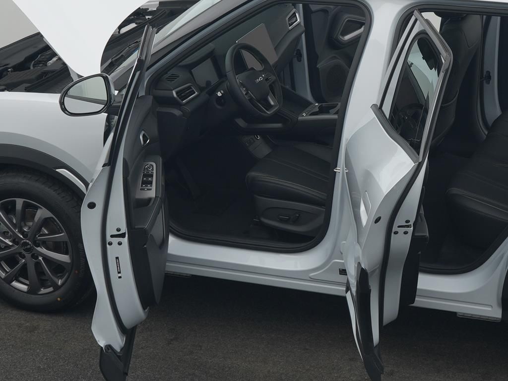 BYD ATTO 2 DM-i Boost foto 15