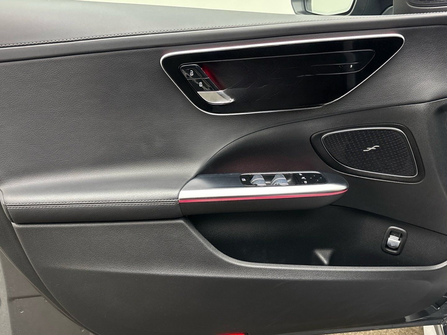 Mercedes-Benz C 300 T d AMG Line Night Panorama Head-Up 360°K foto 16