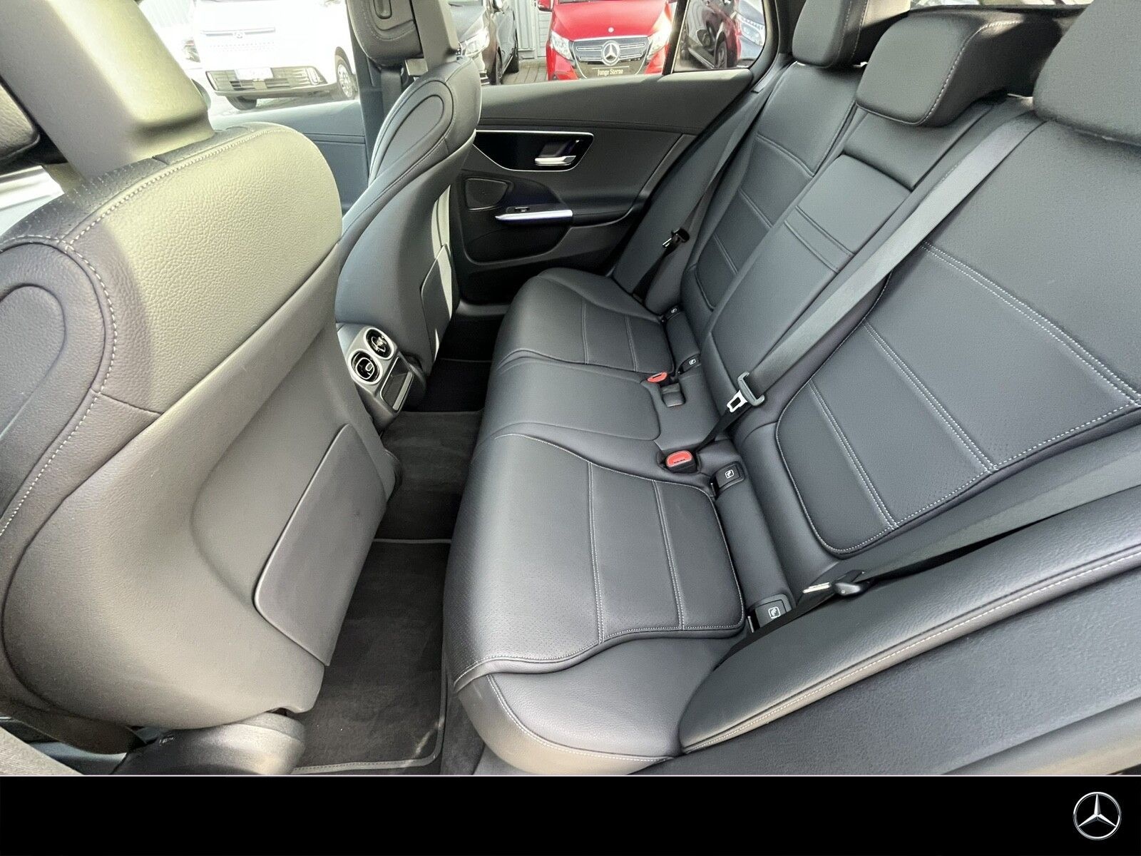 Mercedes-Benz C 300 T de AMG Night MASSAGE Pano AHK 360° NP86 foto 19