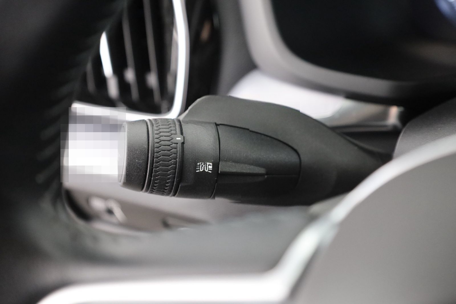 Volvo V60 2.0 Momentum LED Navi Kamera Teilleder PDC foto 16