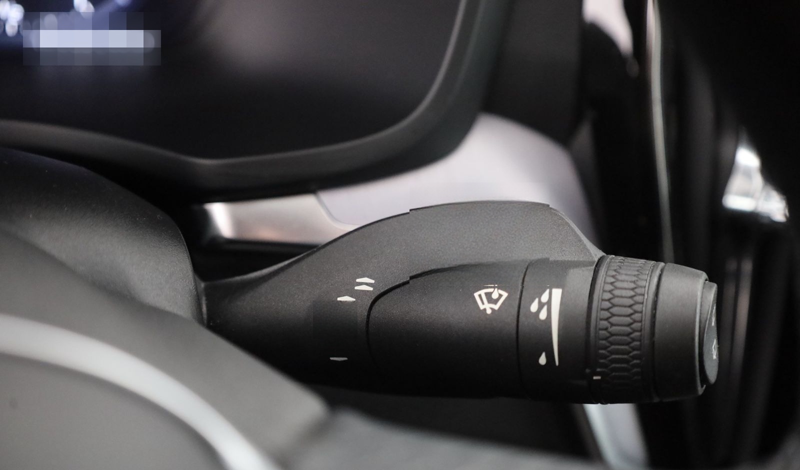 Volvo V60 2.0 Momentum LED Navi Kamera Teilleder PDC foto 17