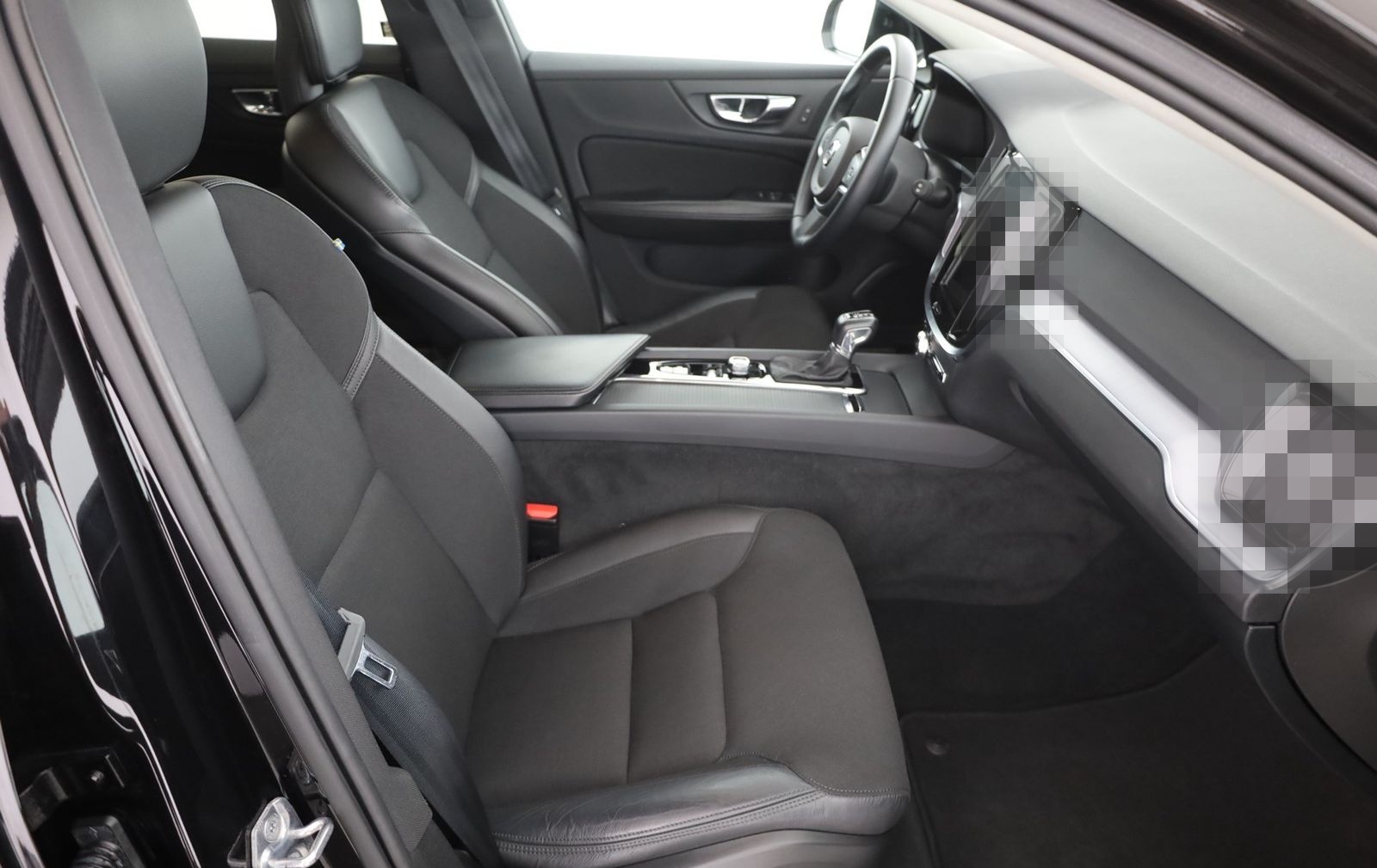 Volvo V60 2.0 Momentum LED Navi Kamera Teilleder PDC foto 21