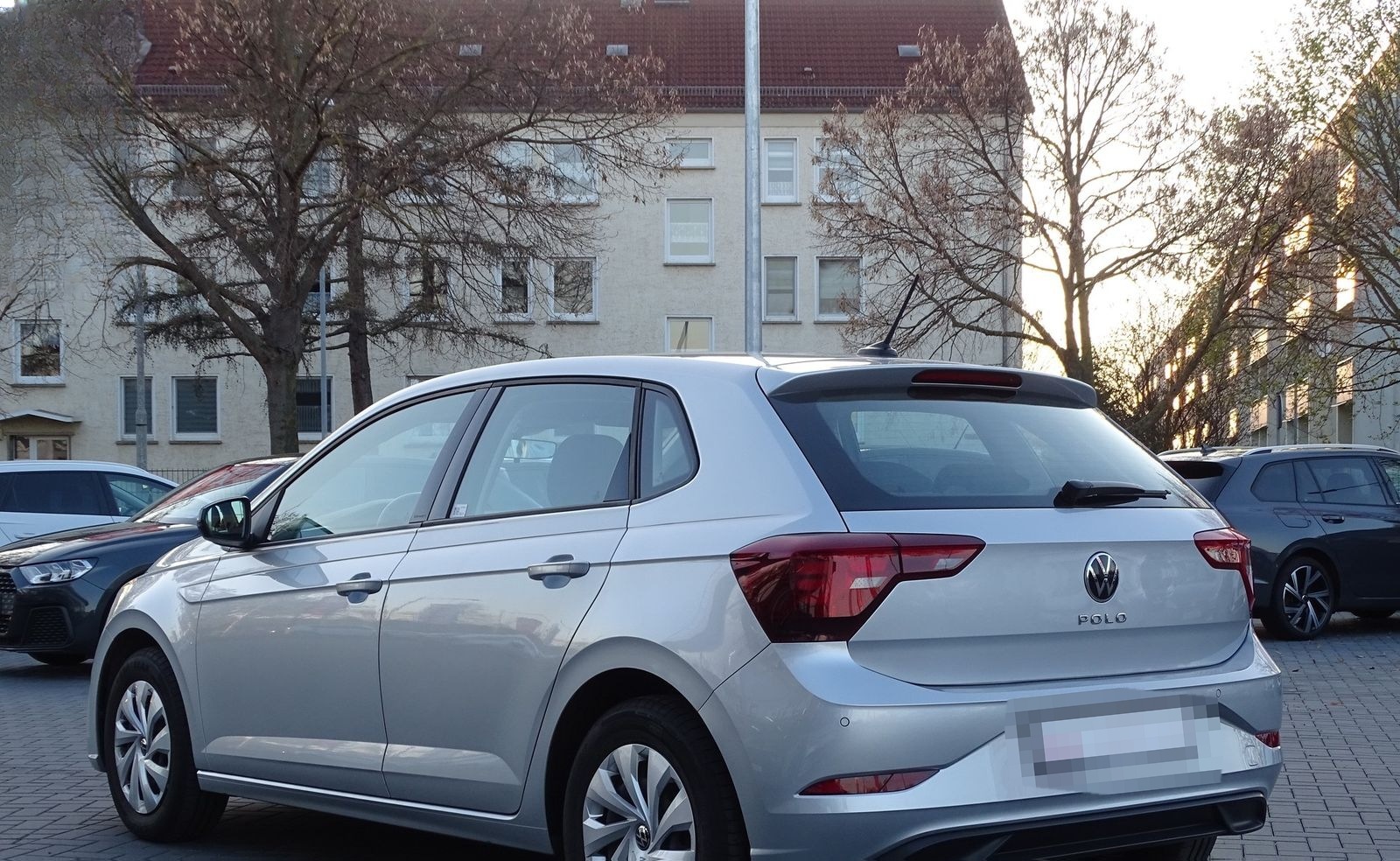Volkswagen Polo 1.0 Life LED Spurhalte Virtual Cockpit Navi foto 2