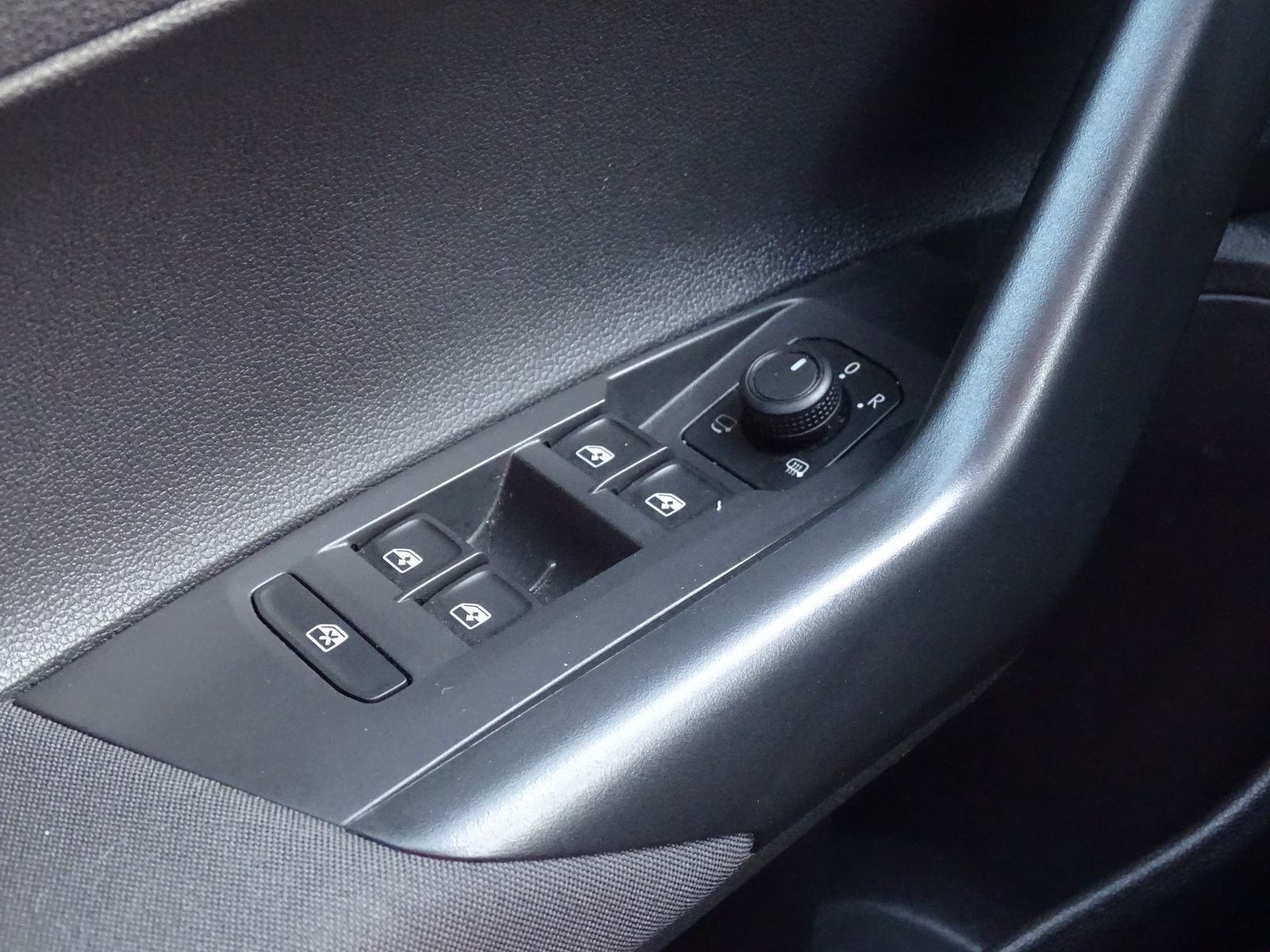 Volkswagen Polo 1.0 Life LED Spurhalte Virtual Cockpit Navi foto 25