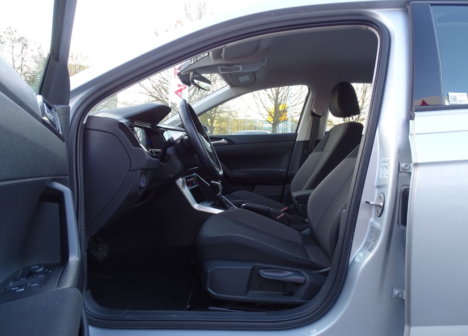 Volkswagen Polo 1.0 Life LED Spurhalte Virtual Cockpit Navi foto 7