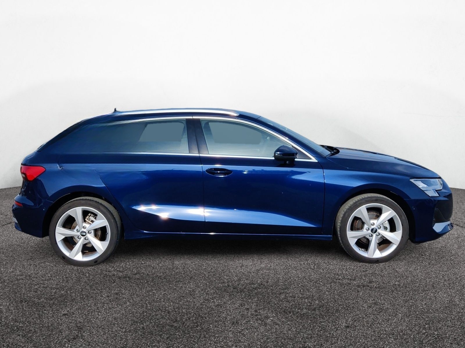 Audi A3 Sportback 30 TFSI advanced S tronic ACC Navi foto 7