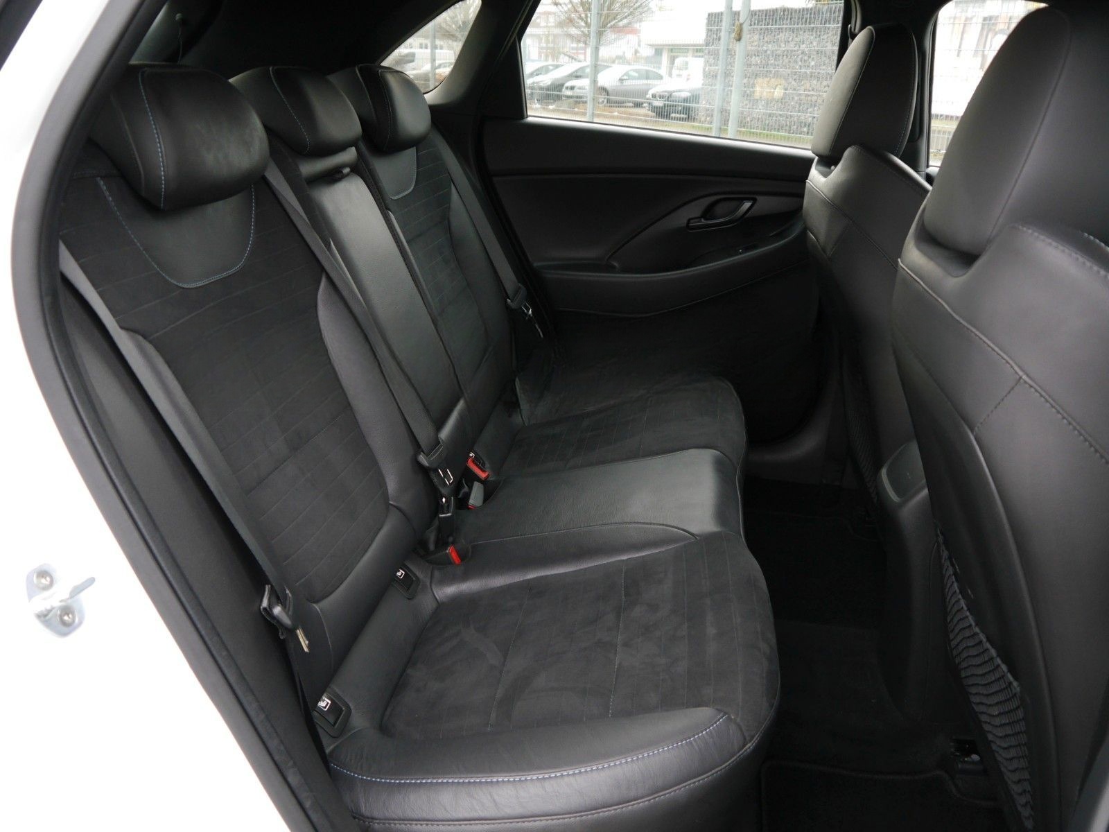 Hyundai i30 N Performance 1.Hand/Leder/Navi/LED/RFK/LHZ foto 15