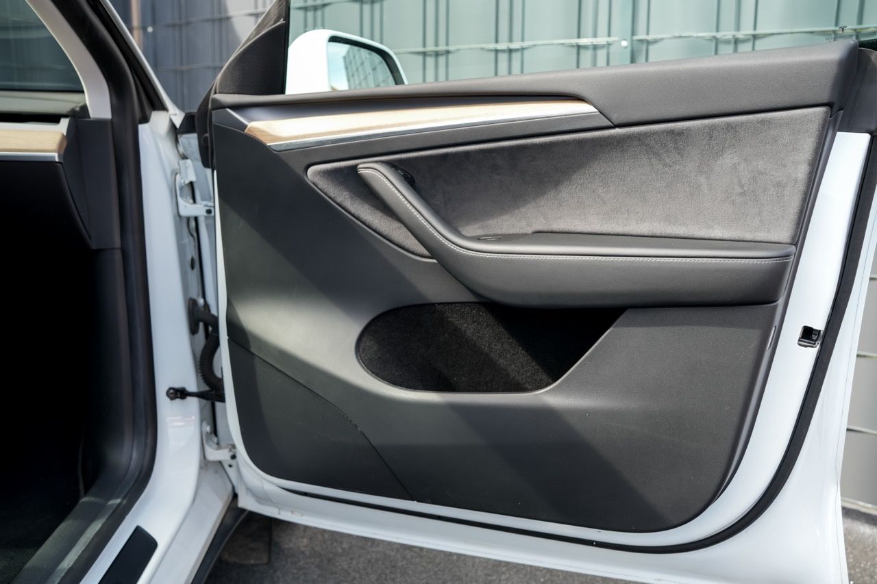 Tesla Model Y Long Range Dual Motor AWD*AHK*GARANTIE* foto 11