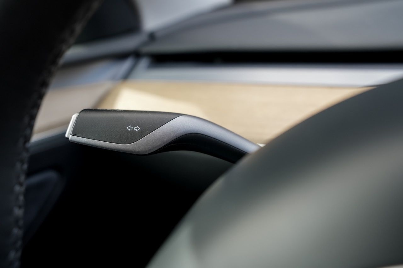 Tesla Model Y Long Range Dual Motor AWD*AHK*GARANTIE* foto 17