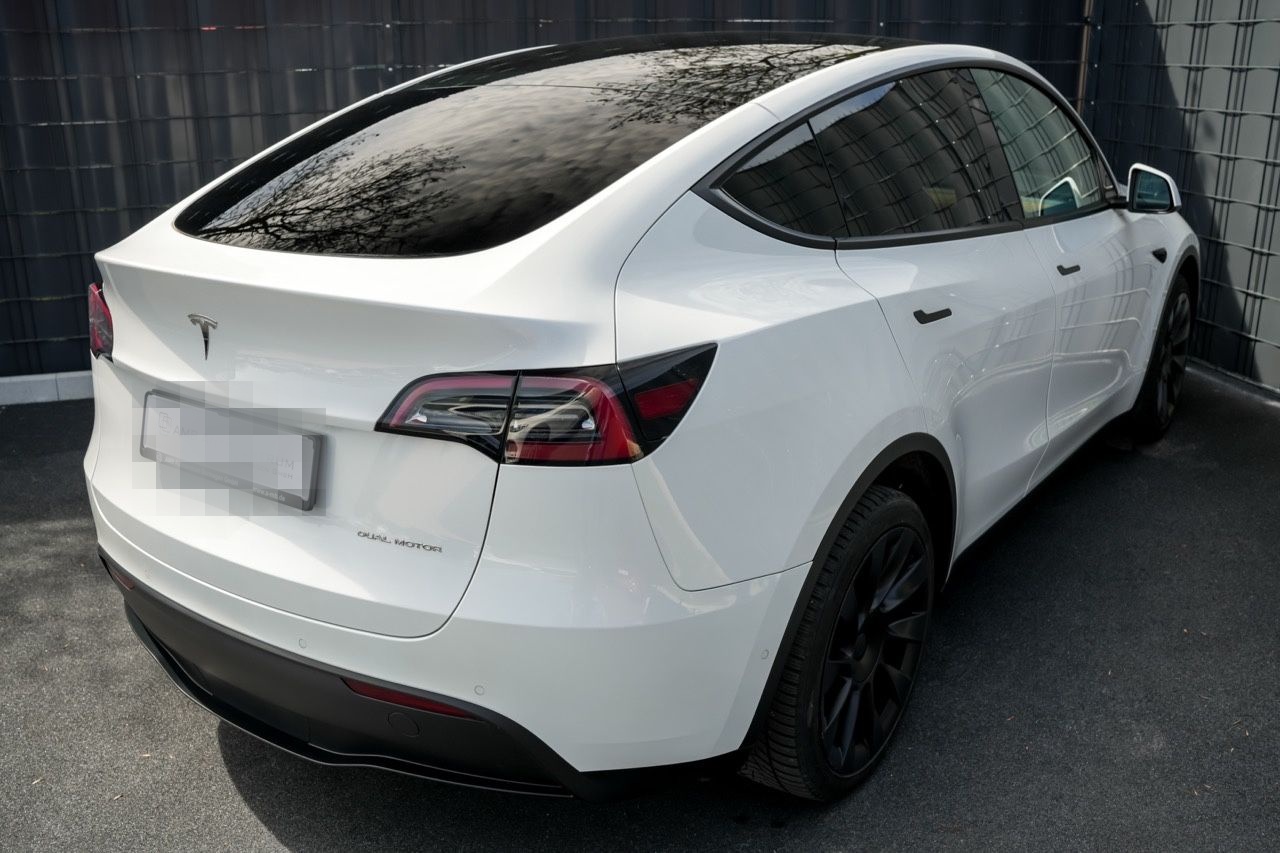 Tesla Model Y Long Range Dual Motor AWD*AHK*GARANTIE* foto 4