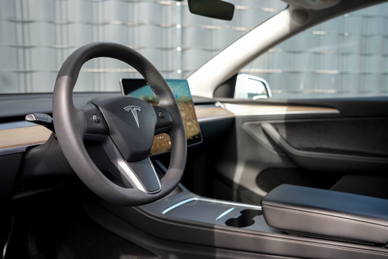 Tesla Model Y Long Range Dual Motor AWD*AHK*GARANTIE* foto 8