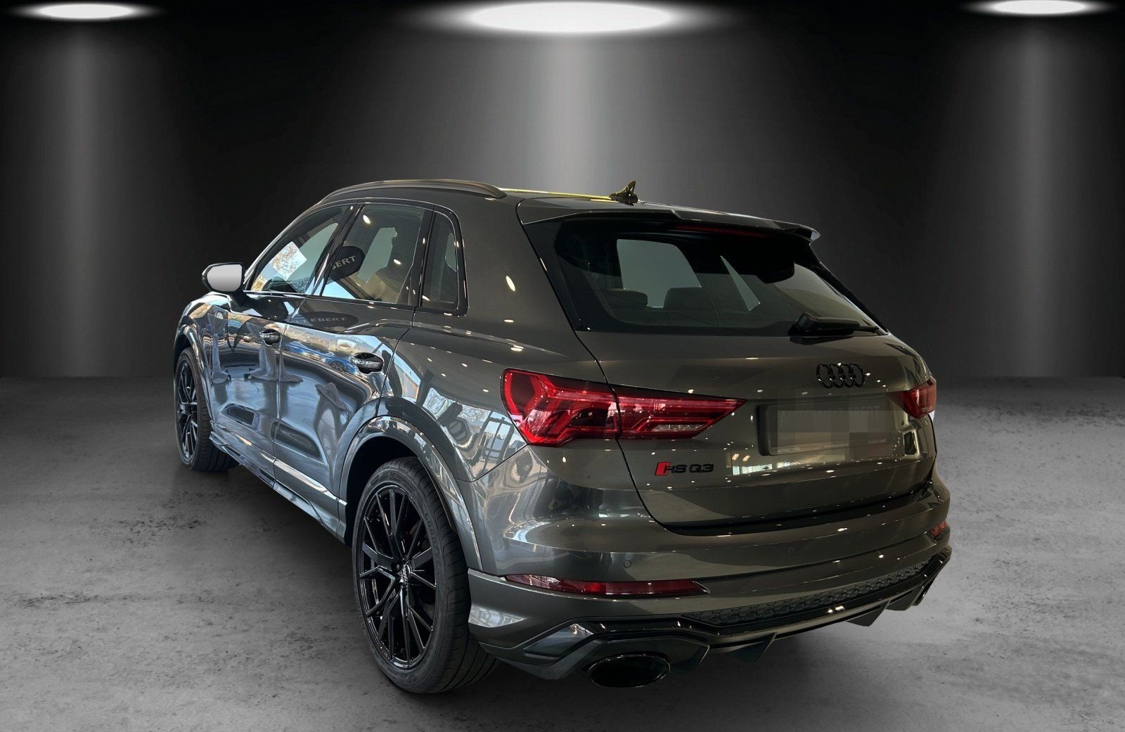 Audi RS Q3 quattro foto 3