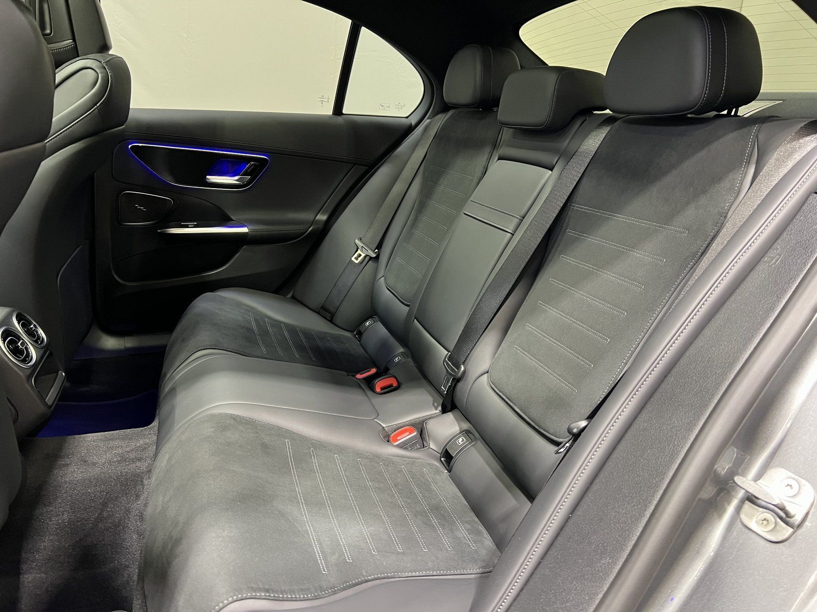 Mercedes-Benz C 300de AMG Premium Digital+WinterPaket+AHK+11KW foto 15