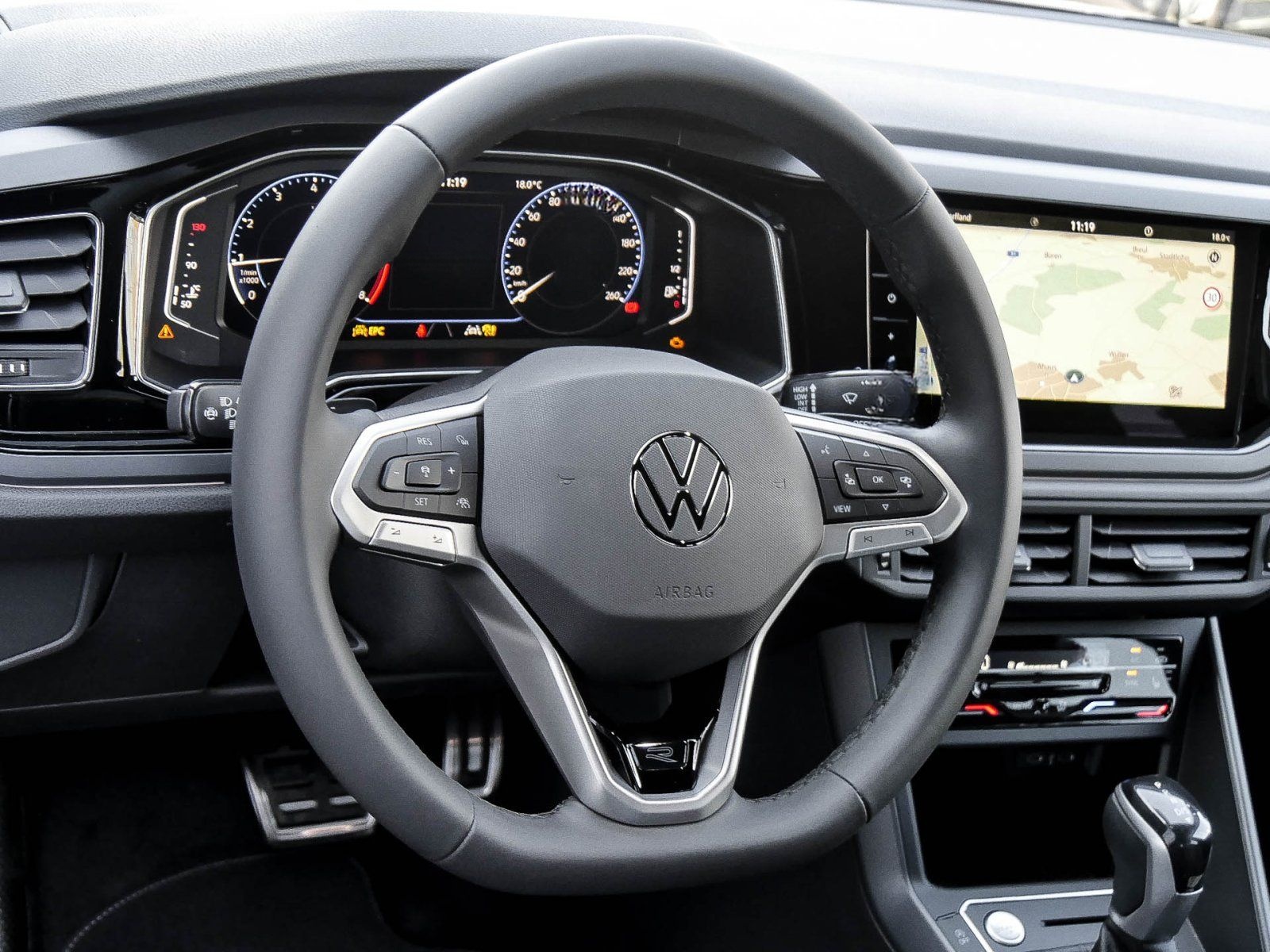 Volkswagen Taigo R-Line 1.5 TSI DSG IQ.Light Navi AHK Trave foto 8