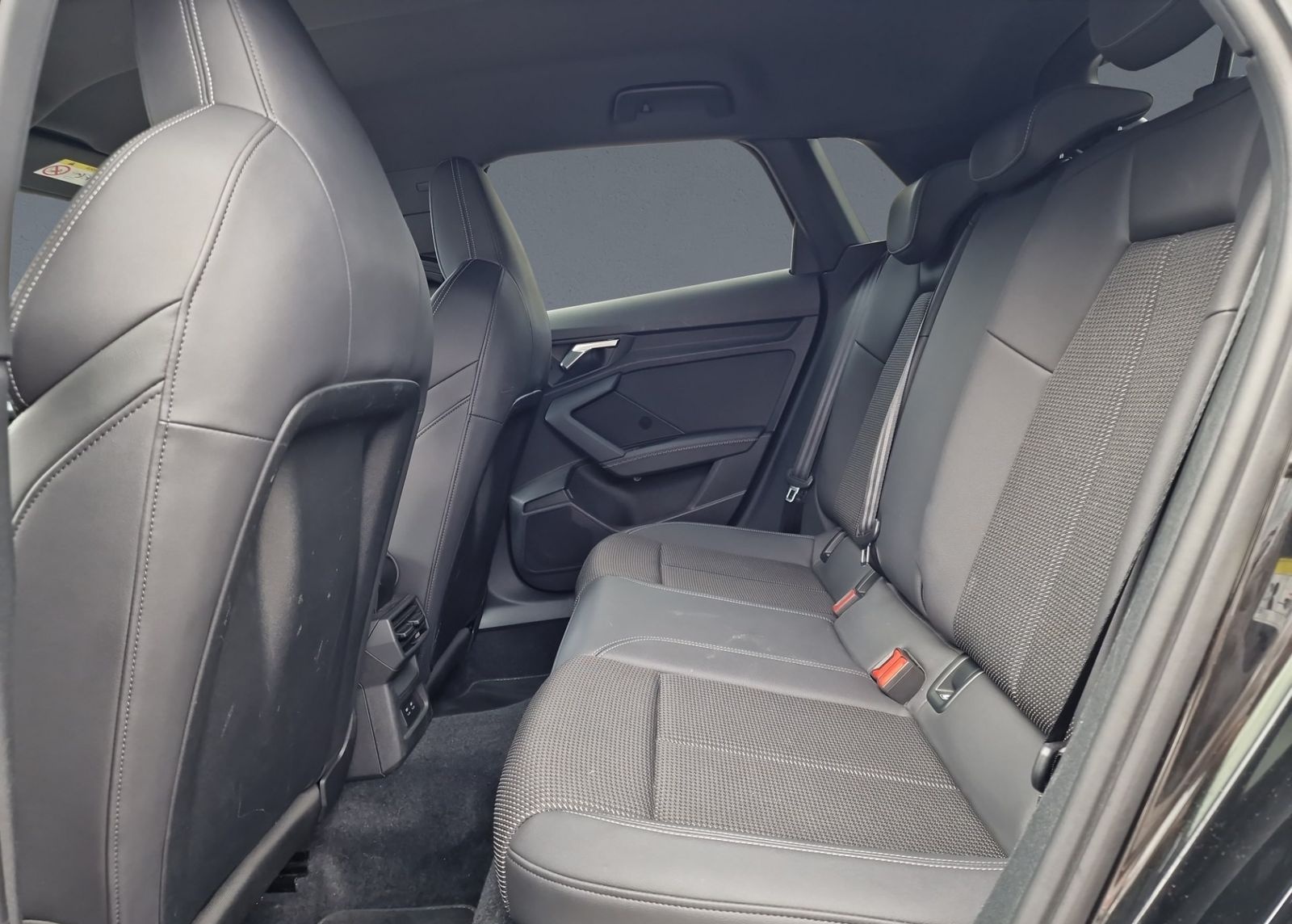 Audi A3 Sportback 40 TFSI e S line PDC+ NAVI+ S-Sitze foto 19