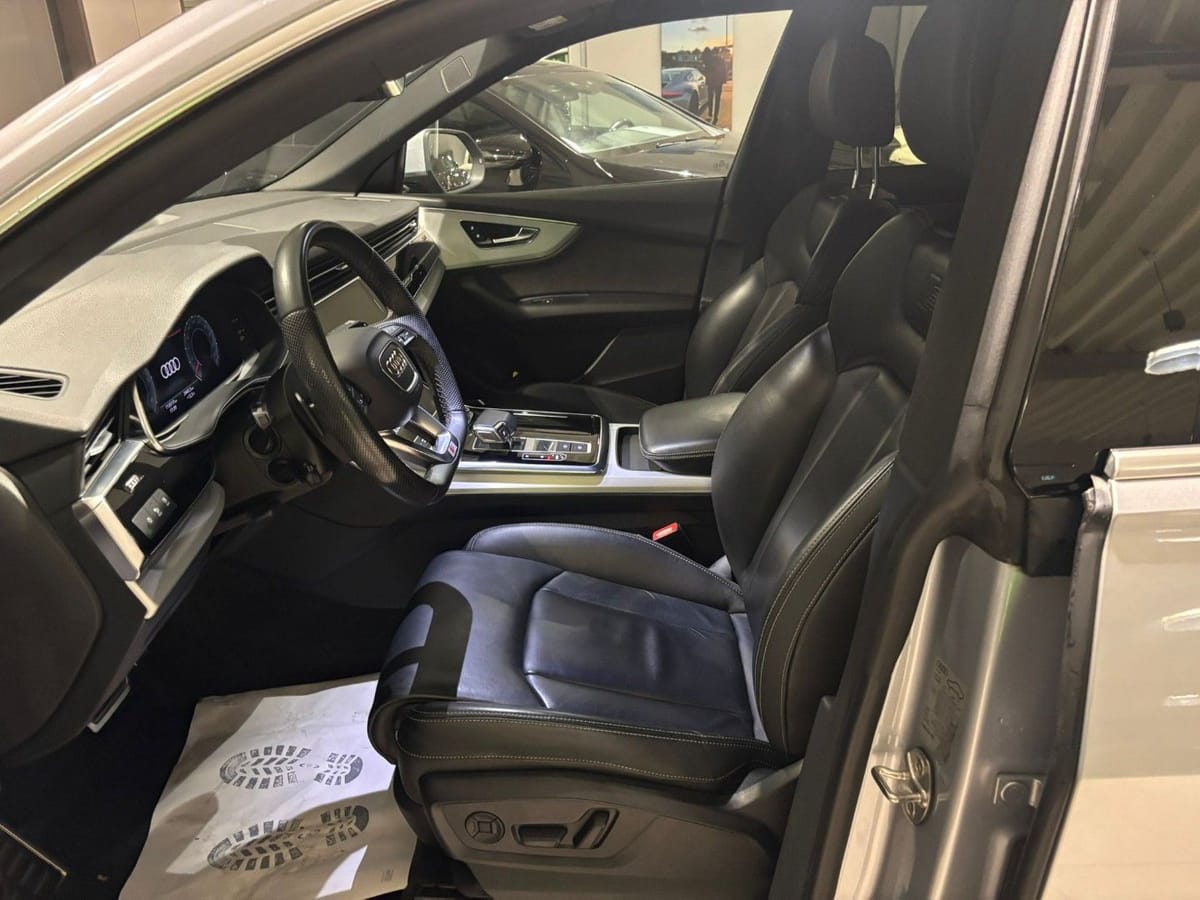 Audi Q8 50 TDI quattro S-LINE AHK STANDHEIZ foto 13
