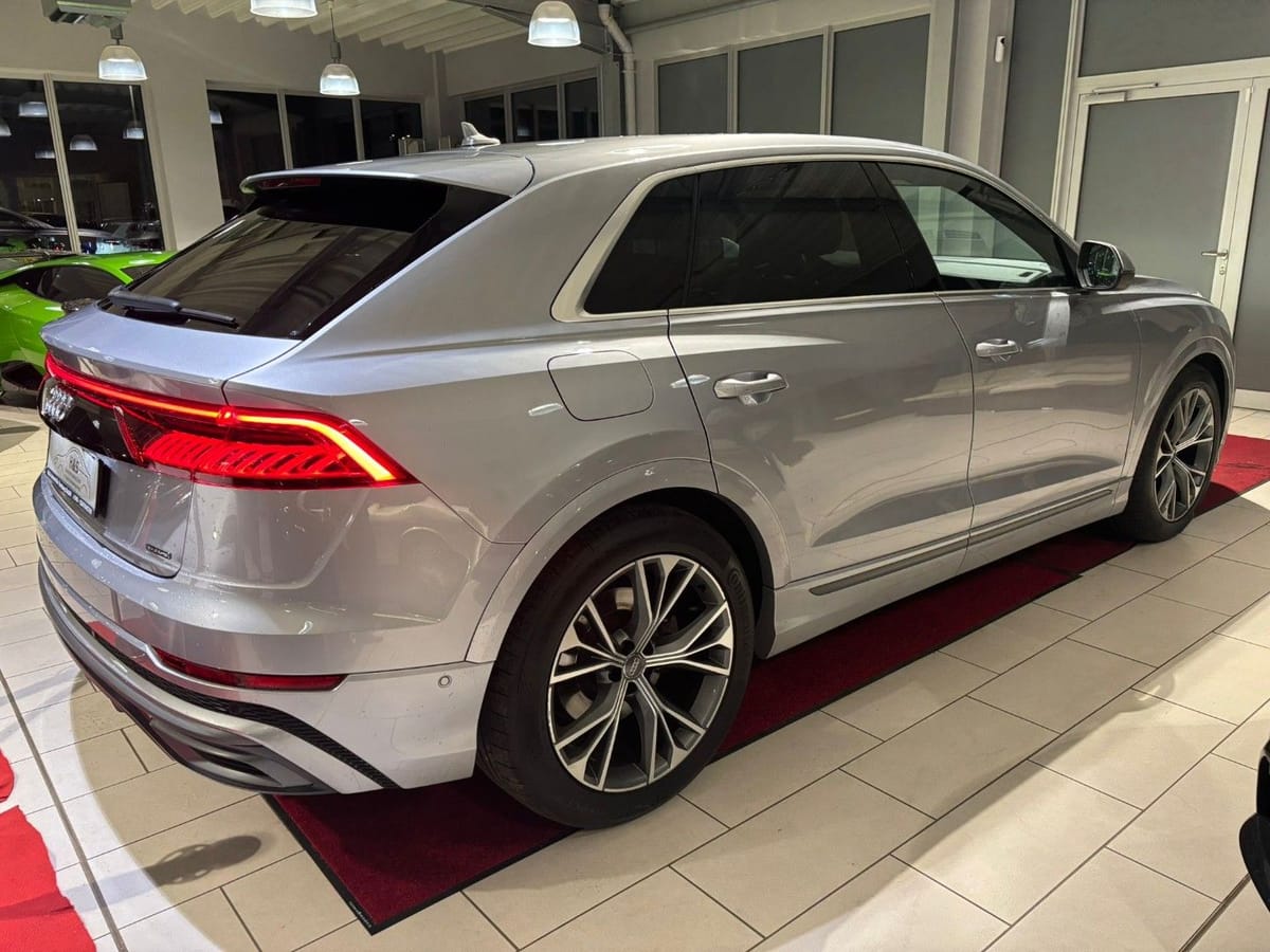 Audi Q8 50 TDI quattro S-LINE AHK STANDHEIZ foto 7