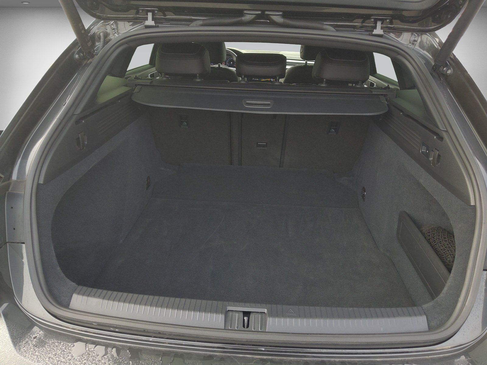 Volkswagen Arteon Shooting Brake R-Line 2.0 TDI DSG AHK IQL foto 14