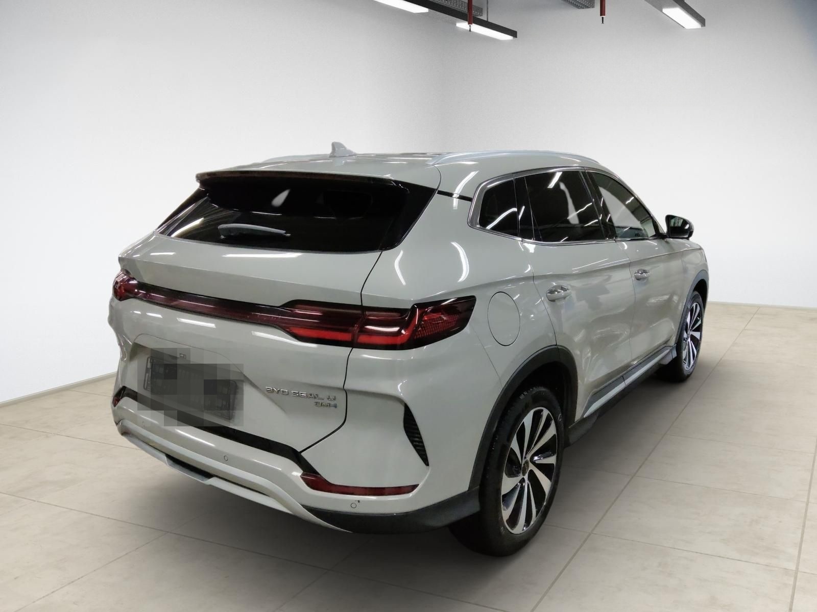 BYD Seal U DM-i 1.5 PHEV Design AWD Leder Pano 360 foto 4