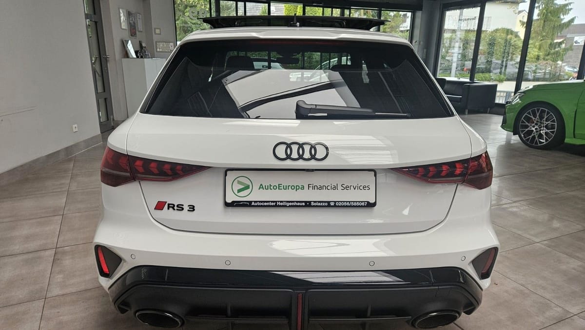 Audi RS3 Sportback Matrix-LED Panorama HeadUp 280KmH foto 5