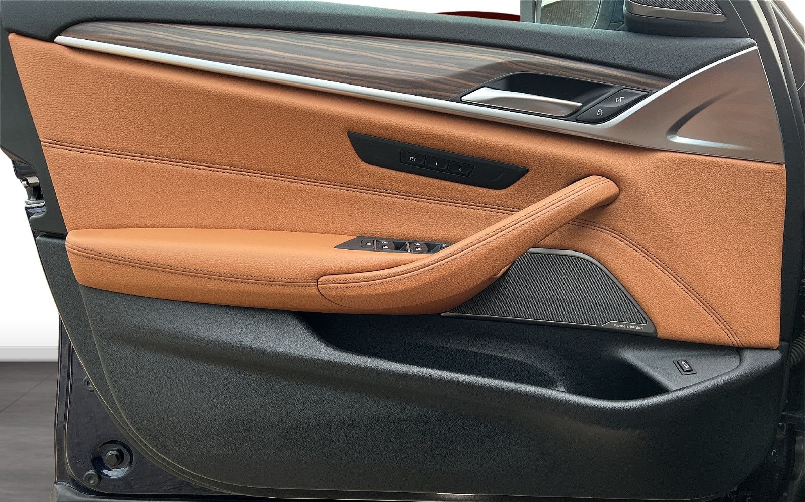 BMW 530i Lim Glas-SD Leder HK Ind.-Tansanitblau RFK foto 16