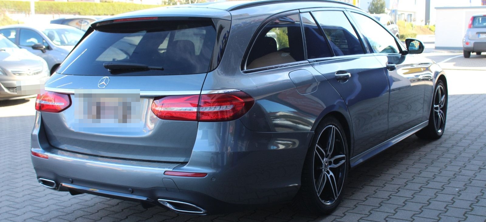 Mercedes-Benz E 220 E T-Modell 4Matic*AMG Line foto 6