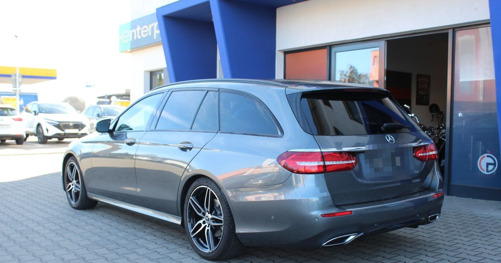 Mercedes-Benz E 220 E T-Modell 4Matic*AMG Line foto 7