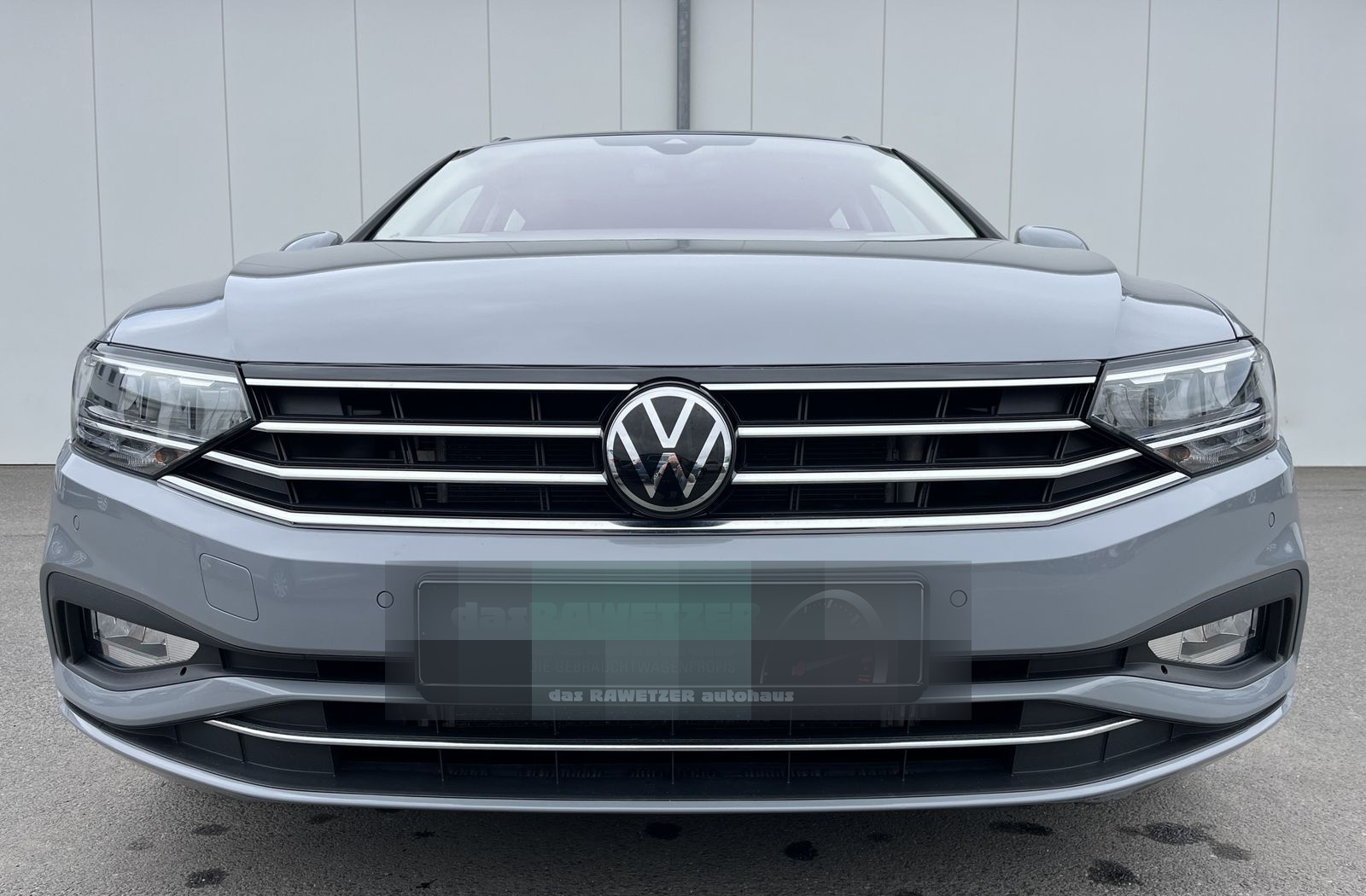 Volkswagen Passat Variant 2.0 TDI DSG Business 172€ m.20% A foto 4