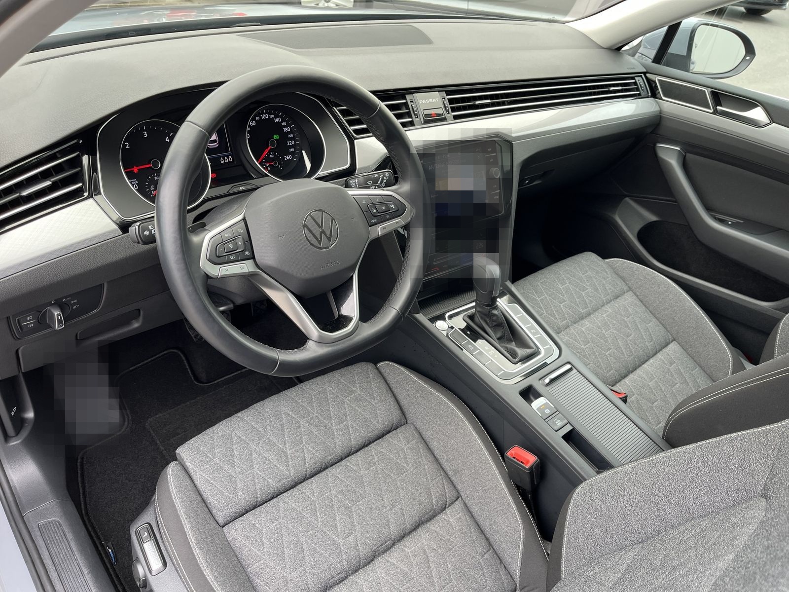 Volkswagen Passat Variant 2.0 TDI DSG Business 172€ m.20% A foto 10