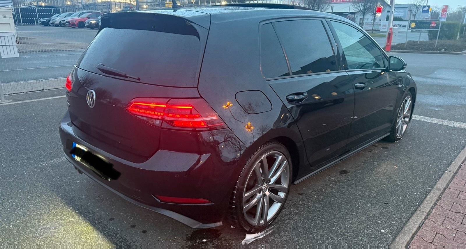 Volkswagen Golf 2.0 TDI DSG GTD foto 2