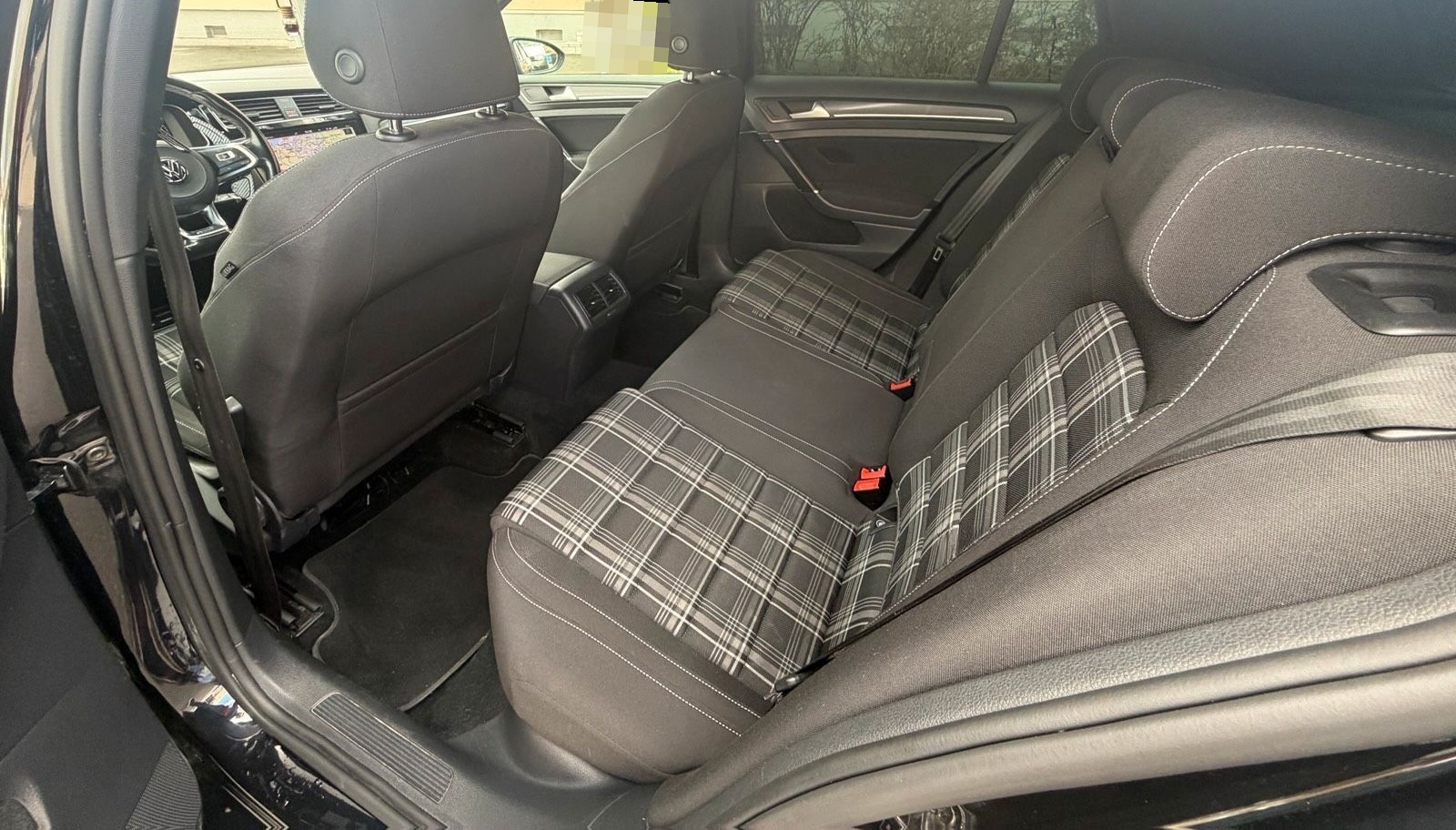 Volkswagen Golf 2.0 TDI DSG GTD foto 11