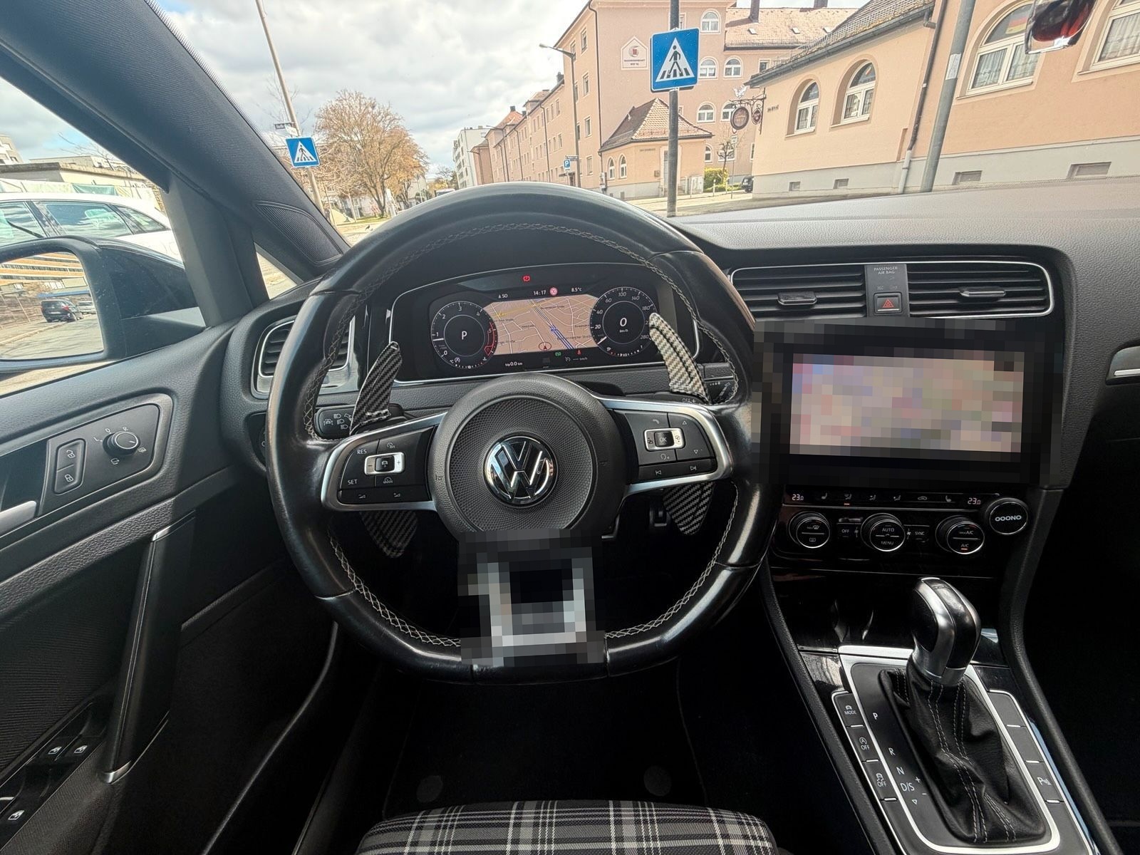Volkswagen Golf 2.0 TDI DSG GTD foto 9