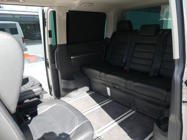 Volkswagen T6.1Multivan 4-Mot Generation SIX SportPaket 18" foto 15