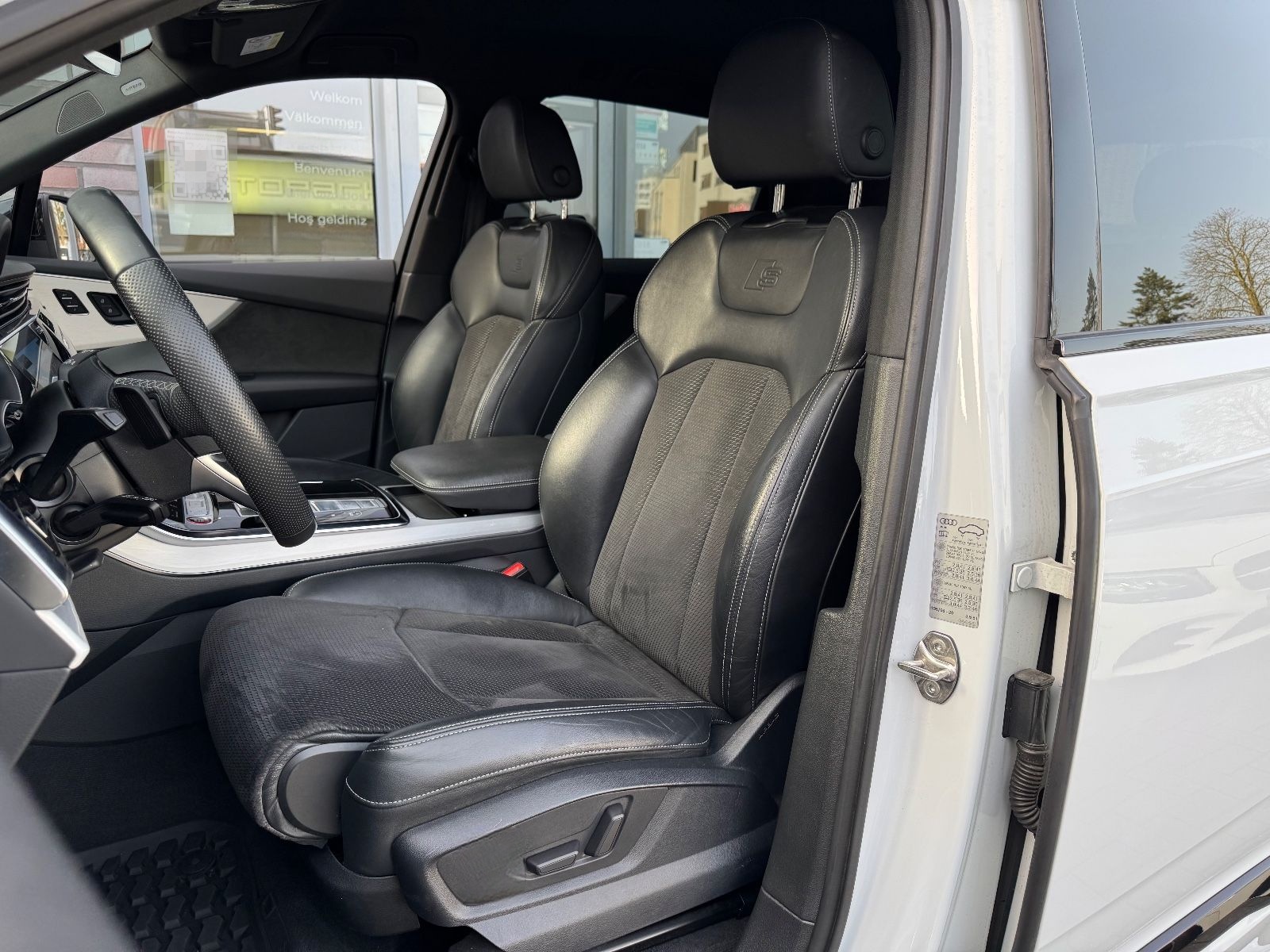 Audi SQ7 4.0 TFSI qu Matrix LenkHz B&O Opti 7Sitz 22" foto 15