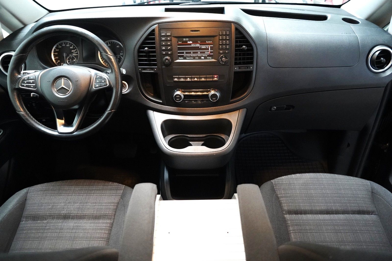 Mercedes-Benz Vito 4 M. kompakt,5-sitzer,Navi,LED,Kam,GRA,Shzg foto 16