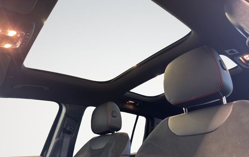 Mercedes-Benz GLB 35 AMG 4M PANO MULTIBEAM LED PDC NAVI KLIMA foto 12