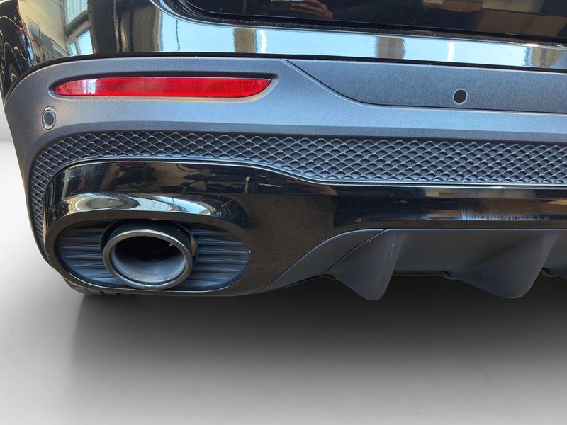 Mercedes-Benz GLB 35 AMG 4M PANO MULTIBEAM LED PDC NAVI KLIMA foto 4