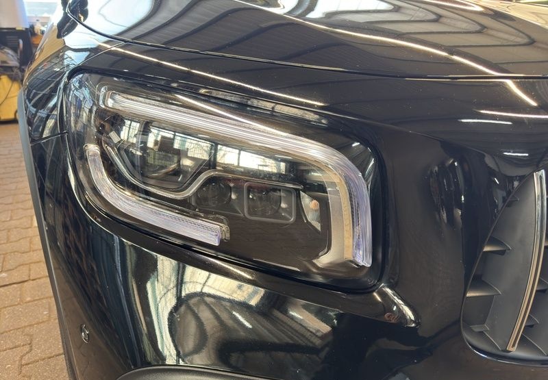 Mercedes-Benz GLB 35 AMG 4M PANO MULTIBEAM LED PDC NAVI KLIMA foto 5