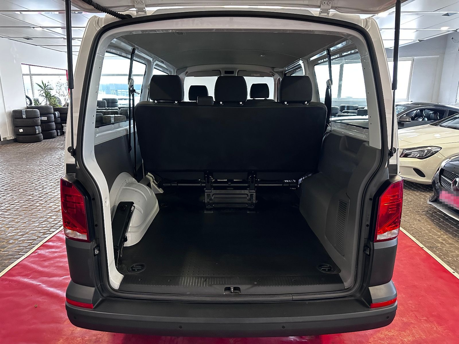 Volkswagen T6.1 Transporter lang 8.Sitzer//1.Hand//Kamera/ foto 24